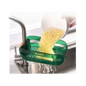 جا اسکاچی کنار شیر پلاستیکی