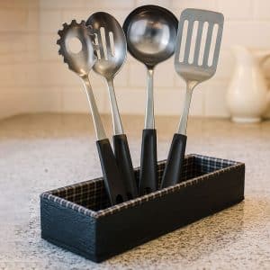 جای کفگیر و ملاقه کابینتی چرمی